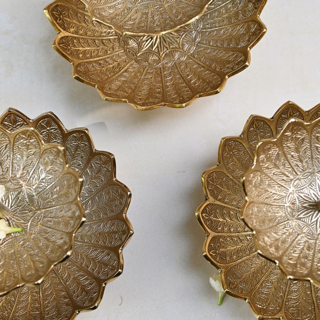 two tiered serving platter