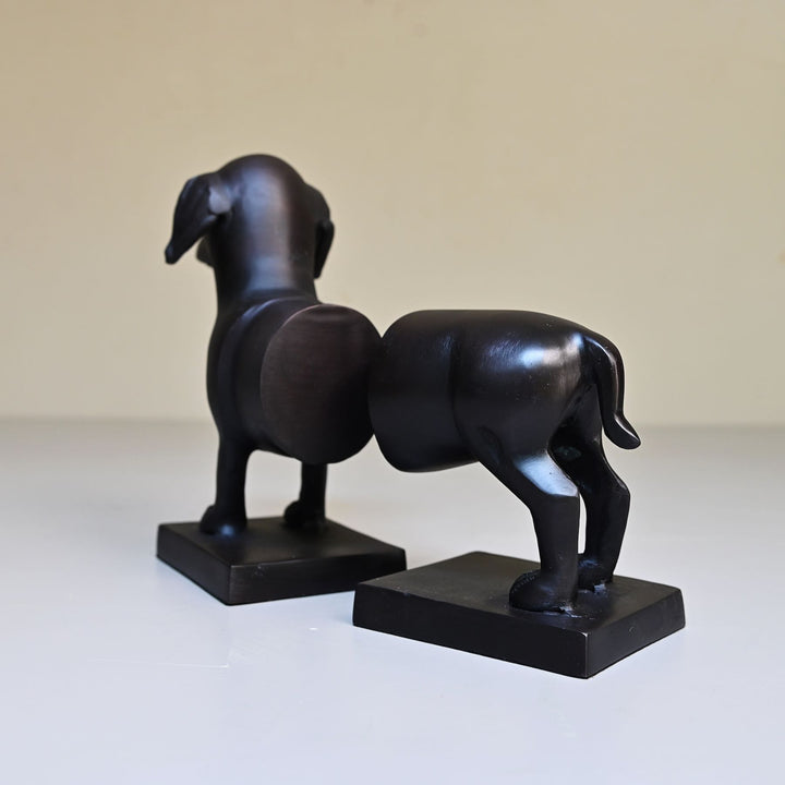 metal dog bookends