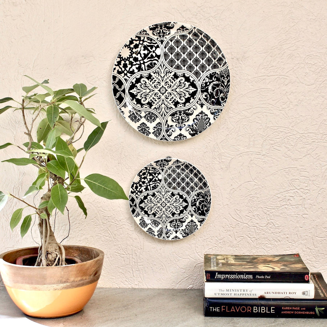 Black and white decorative wall plates