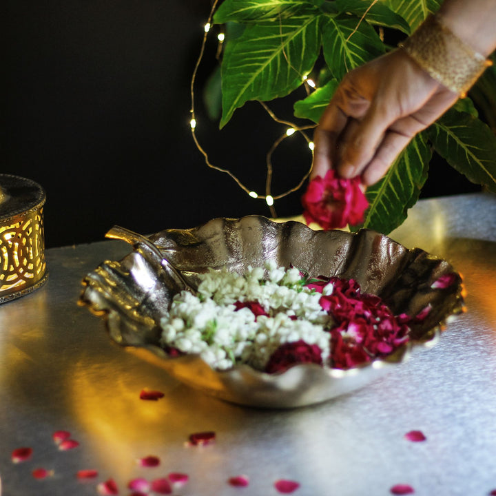 golden leaf metal bowl