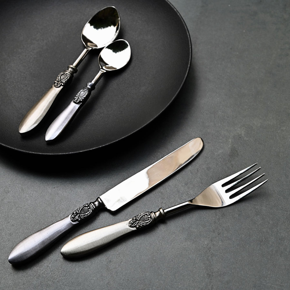 heritage dining cutlery set