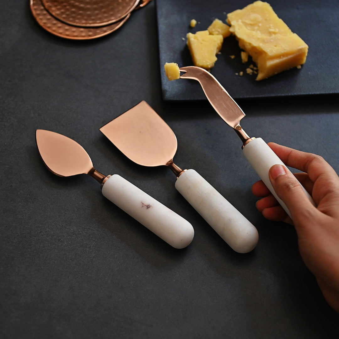 Cheese knives with marble handles