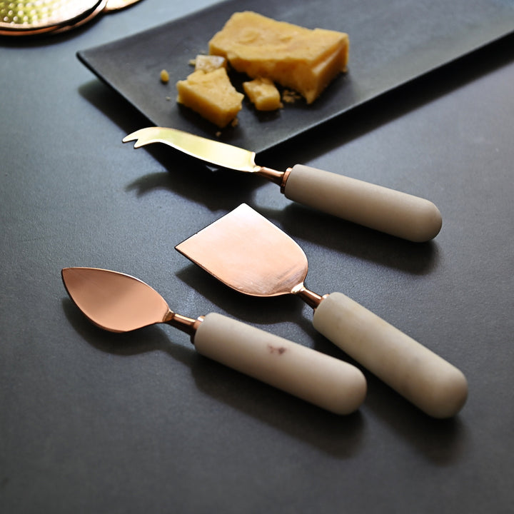 Cheese knives with marble handles