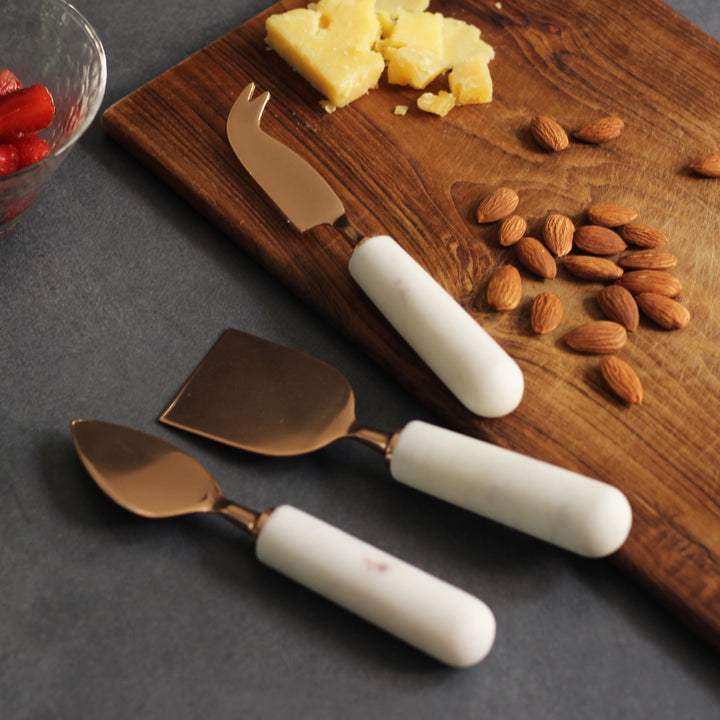 Cheese knives with marble handles