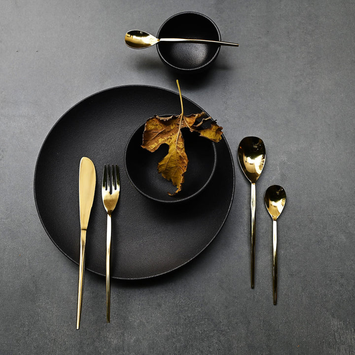 sleek gold dining cutlery set