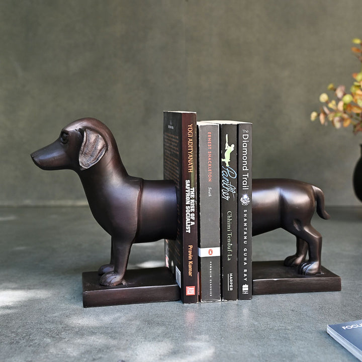 metal dog bookends