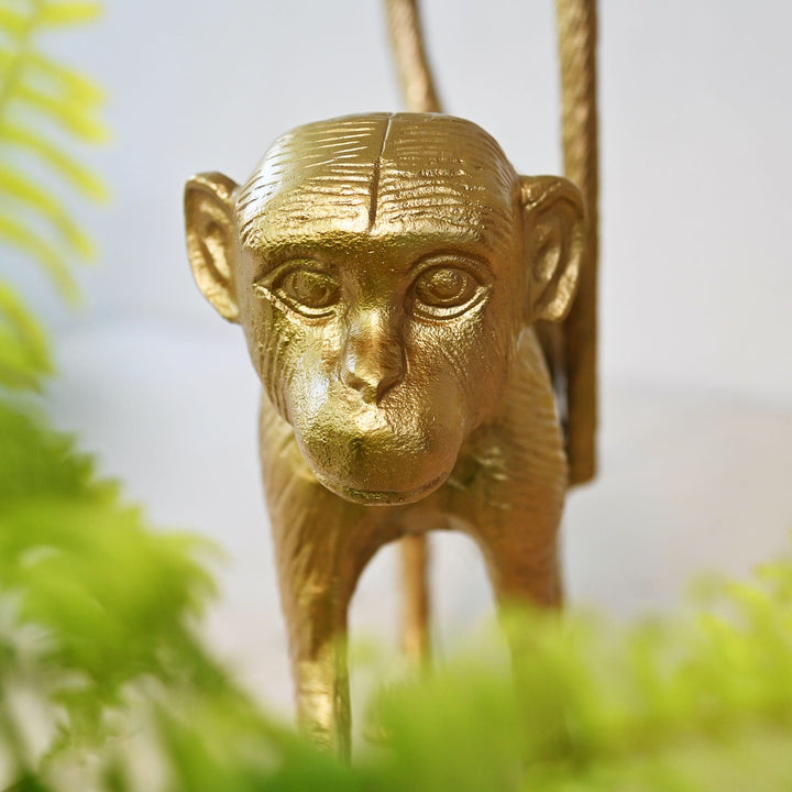 gold monkey showpiece