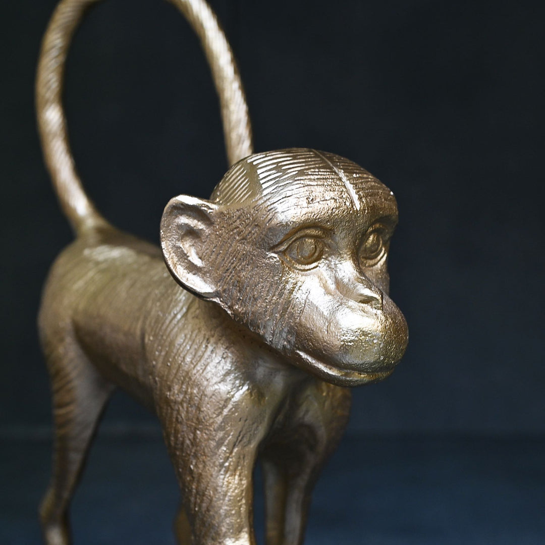 gold monkey showpiece