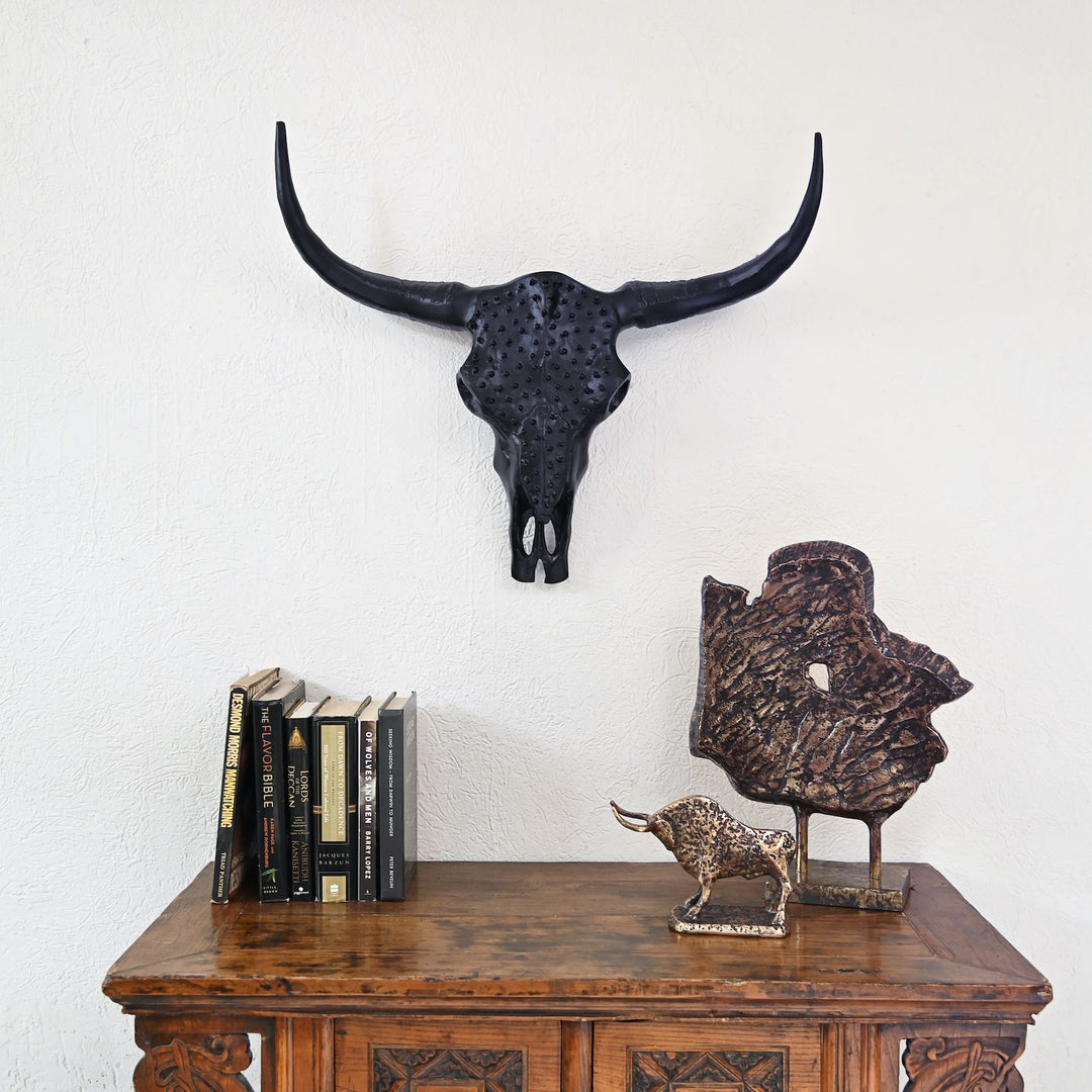 black long horn steer wall decor