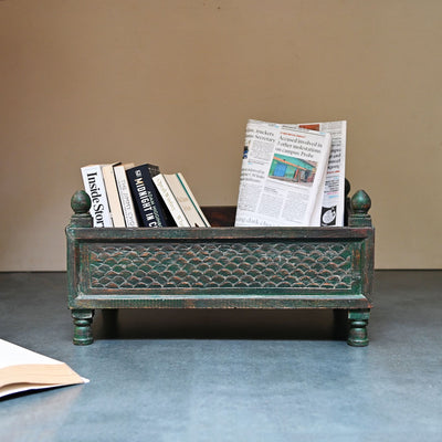 wooden storage tray with legs