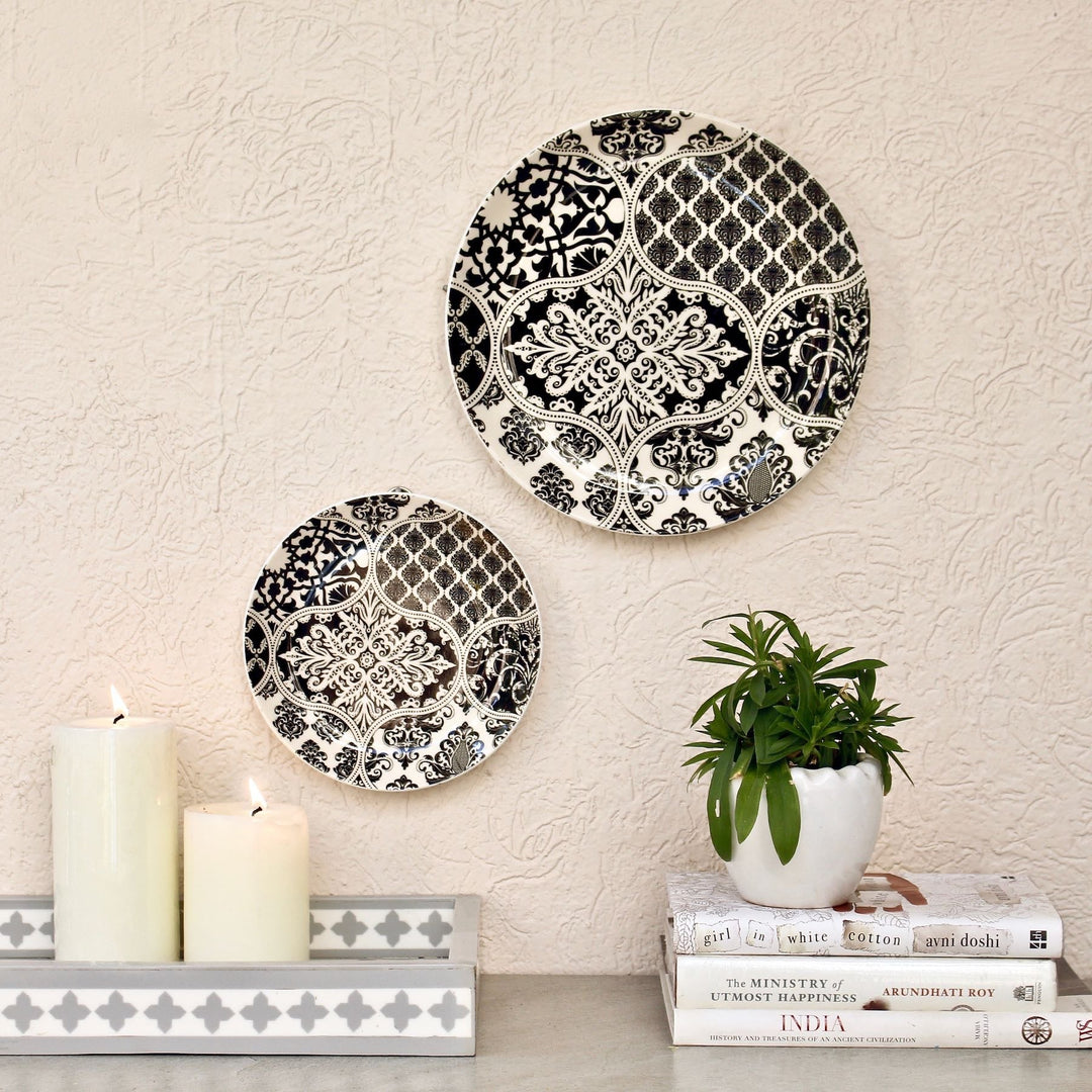 Black and white decorative wall plates