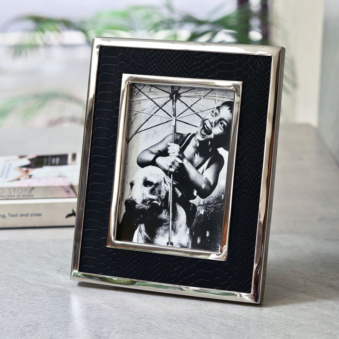 leather photo frame