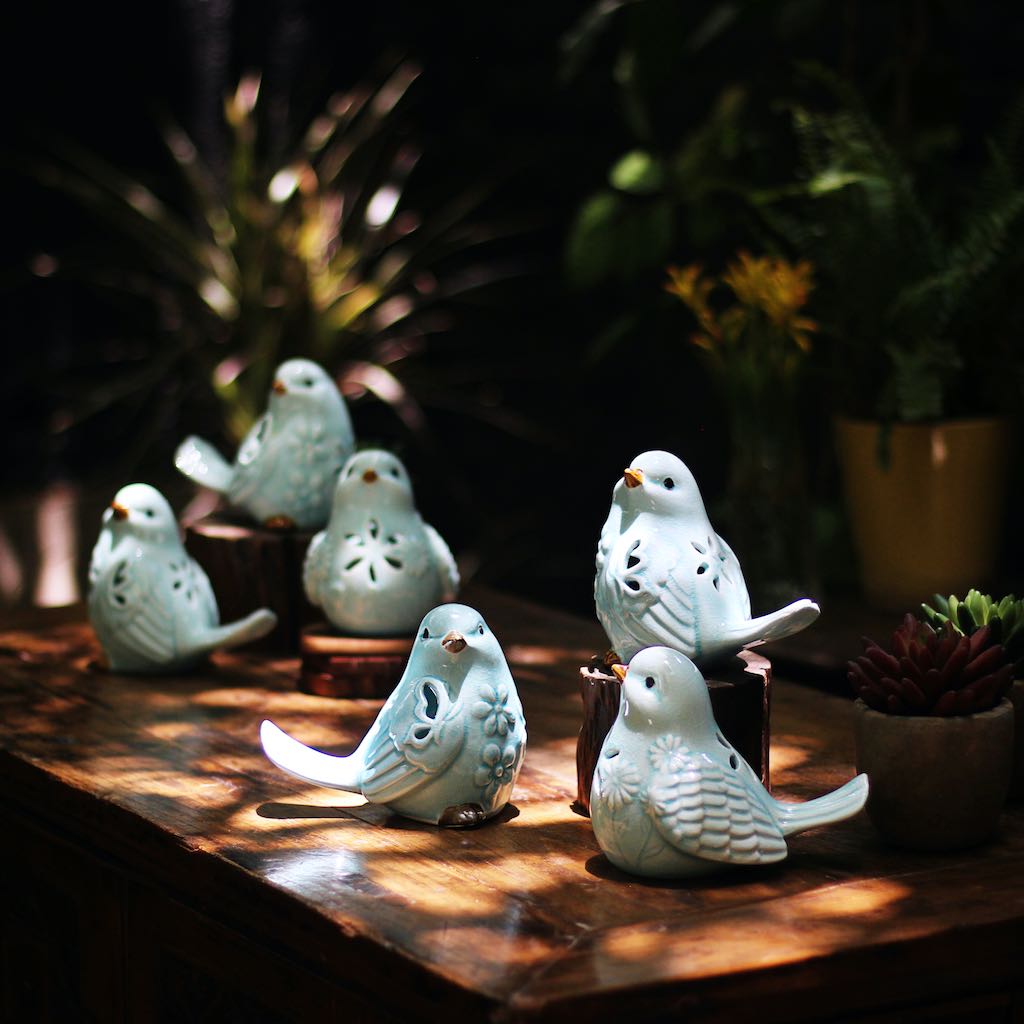 blue ceramic bird set showpiece