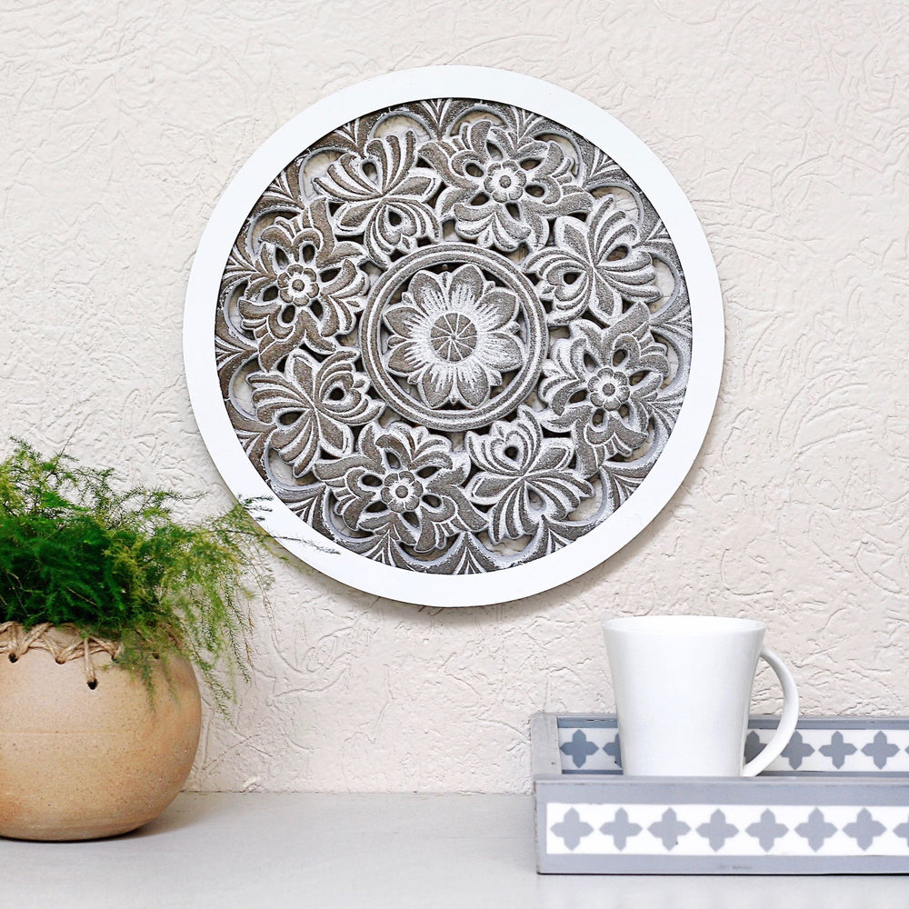 round carved wall decoration panel
