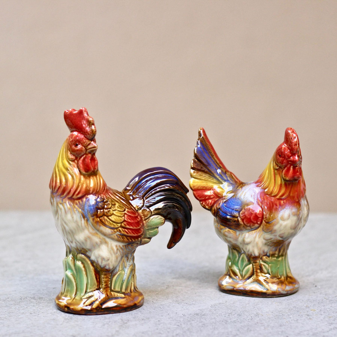 ceramic rooster showpiece