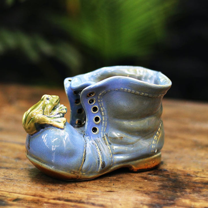 ceramic shoe showpiece