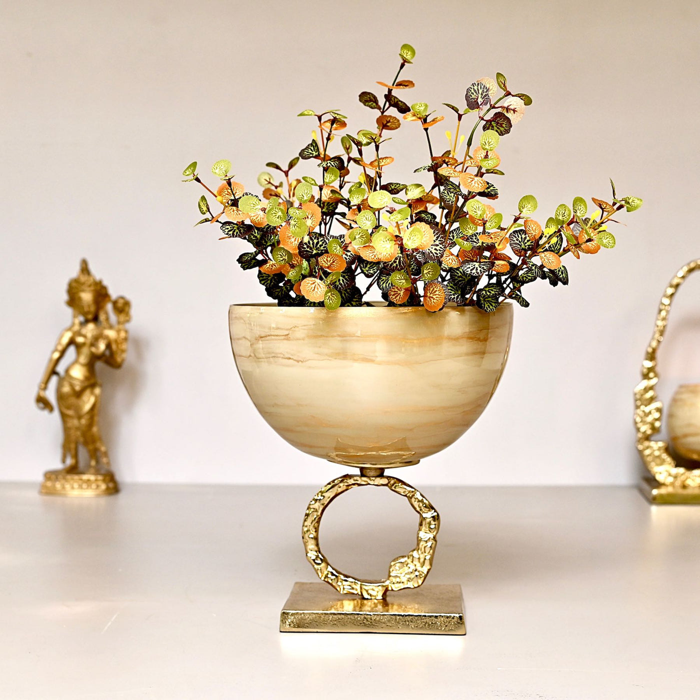 Golden Glass Bowl Centrepiece