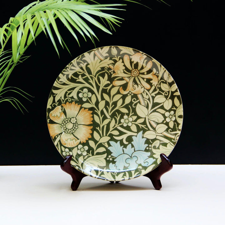 wall plate on stand