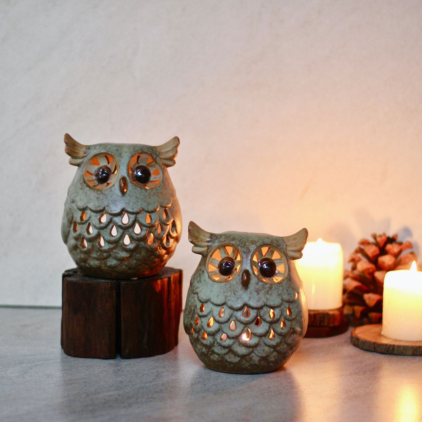 ceramic owl showpiece