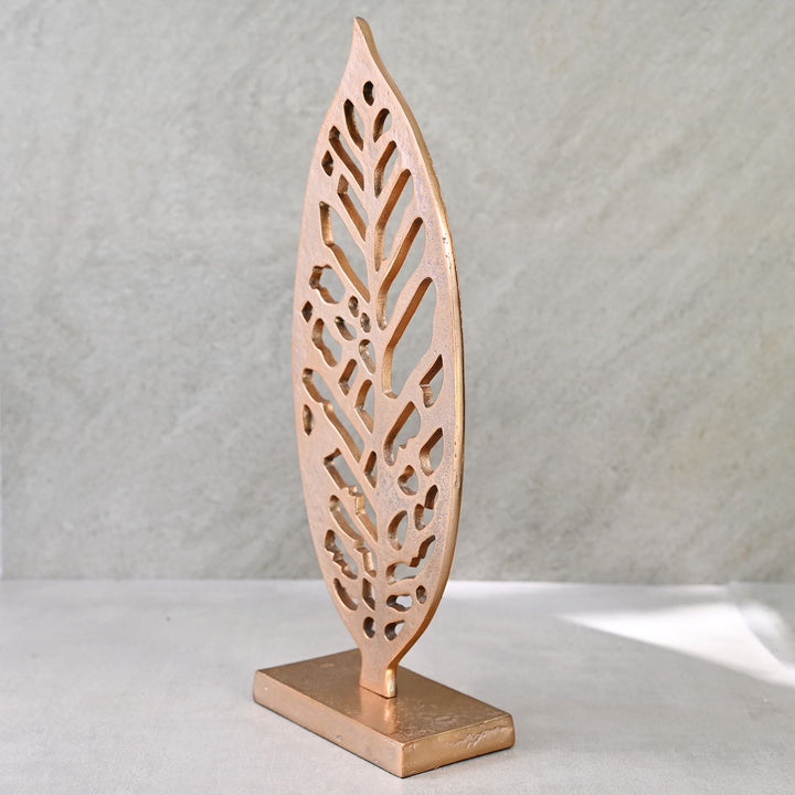 meta leaf showpiece with stand